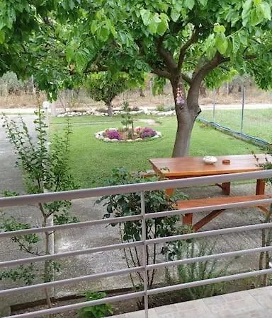 Eleni's House Holiday home Kariani
